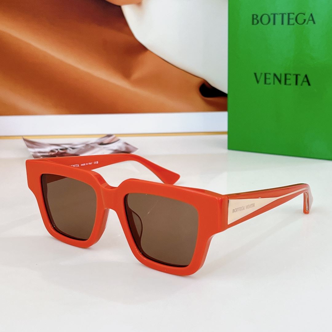 Bottega Veneta Sunglasses